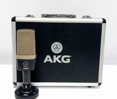 AKG - C314 Professional Multi-Pattern Condenser Microphone 2